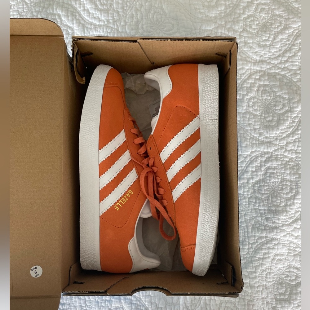 Adidas Gazelle Originals in Orange